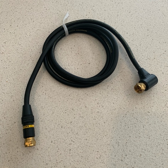 Monster Cable SV1 Coaxial RG6 Gold Connectors - Picture 1 of 1